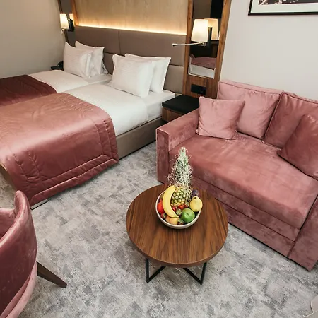 Point 4* Beograd