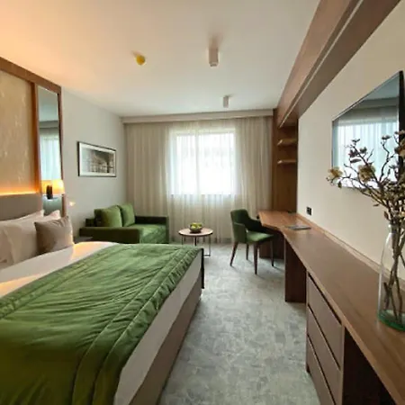Hotel Point 4*