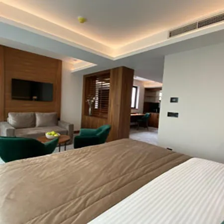 Point 4* Beograd